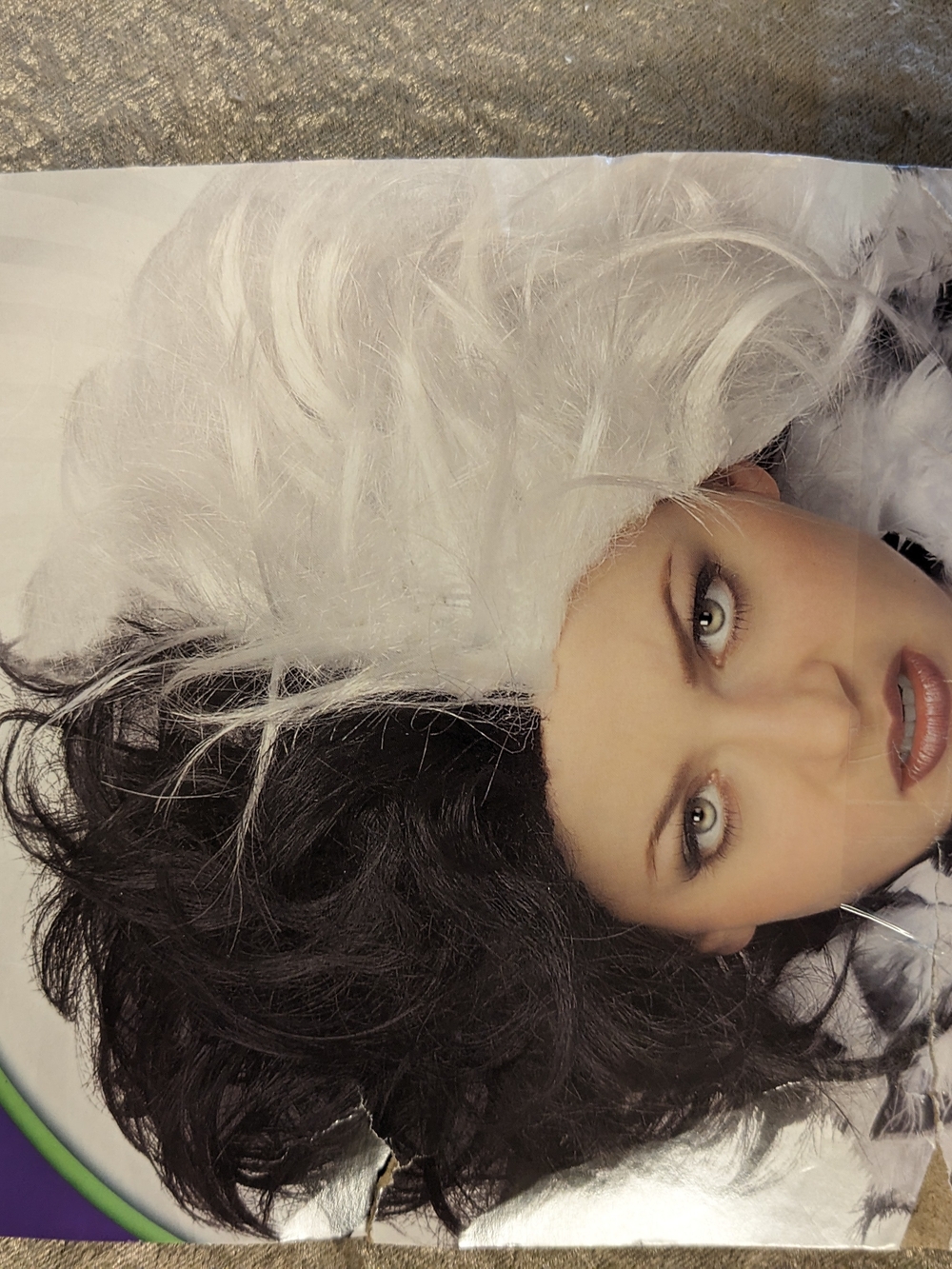 Rubie's Ms Spot/Cruella De Vil Black & White Two-Tone Wig OS 14+ - Picture 11 of 11